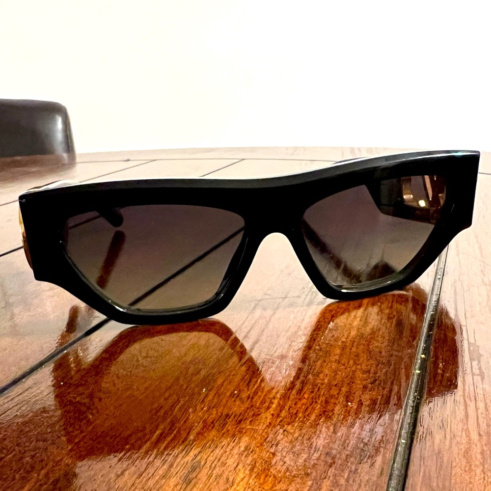 Louis Vuitton Link Cat Eye Sunglasses